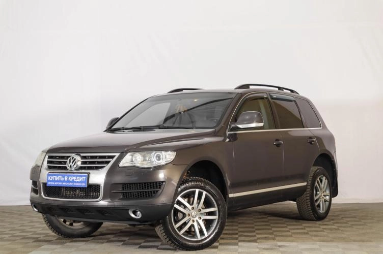 Volkswagen Touareg 3 из 6
