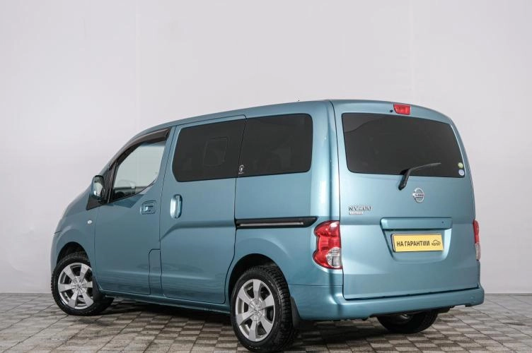 Nissan NV200 4 из 6