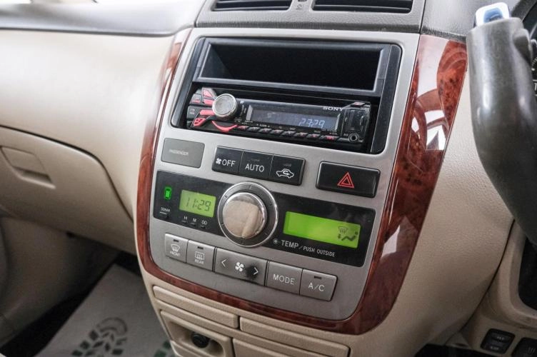 Toyota Ipsum 15 из 20