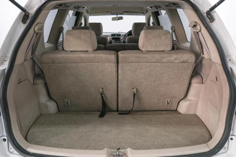 Toyota Ipsum 20 из 20