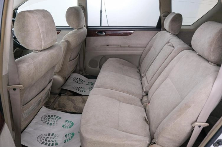 Toyota Ipsum 18 из 20