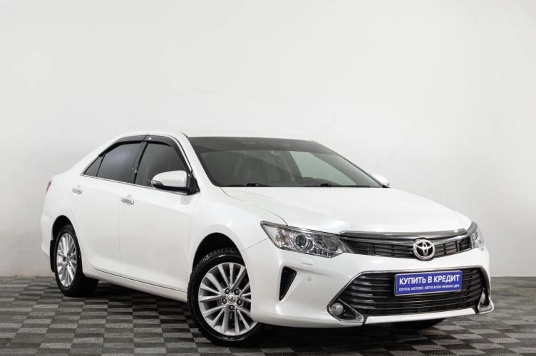 Toyota Camry 1 из 5