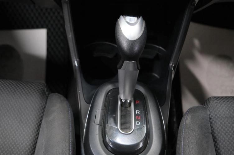 Honda CR-Z 17 из 23