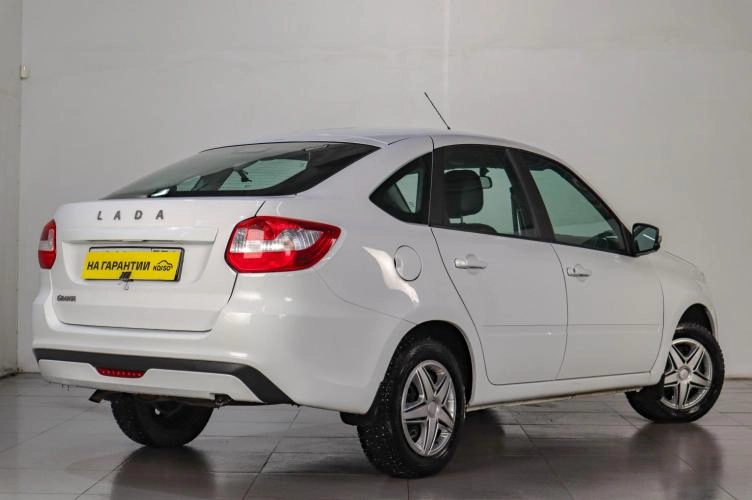 ВАЗ (LADA) Granta 4 из 6