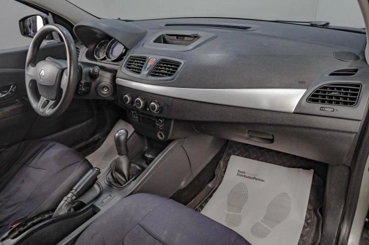 Renault Fluence 9 из 17
