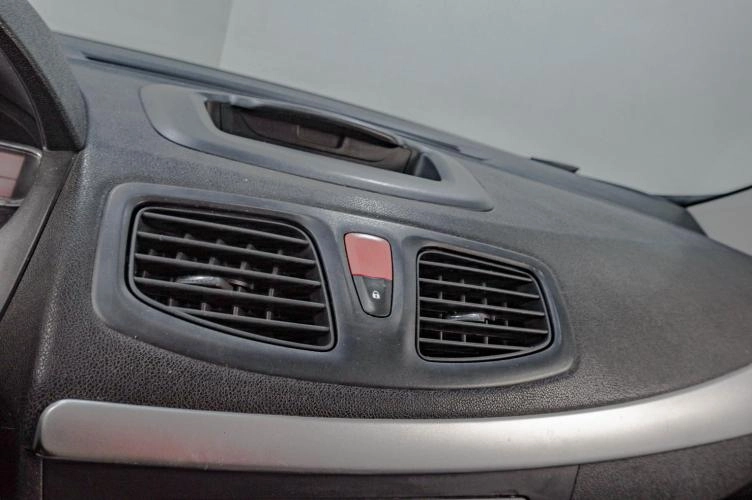 Renault Fluence 13 из 17