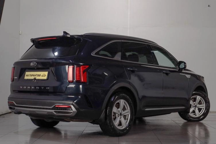 KIA Sorento 4 из 5