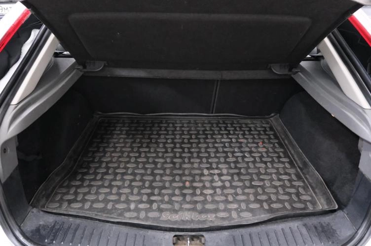 Ford Focus 23 из 23