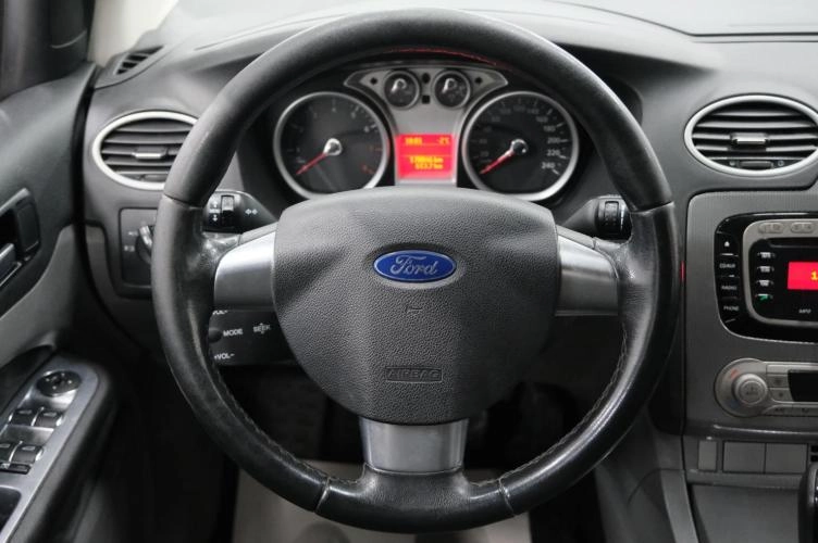Ford Focus 12 из 23