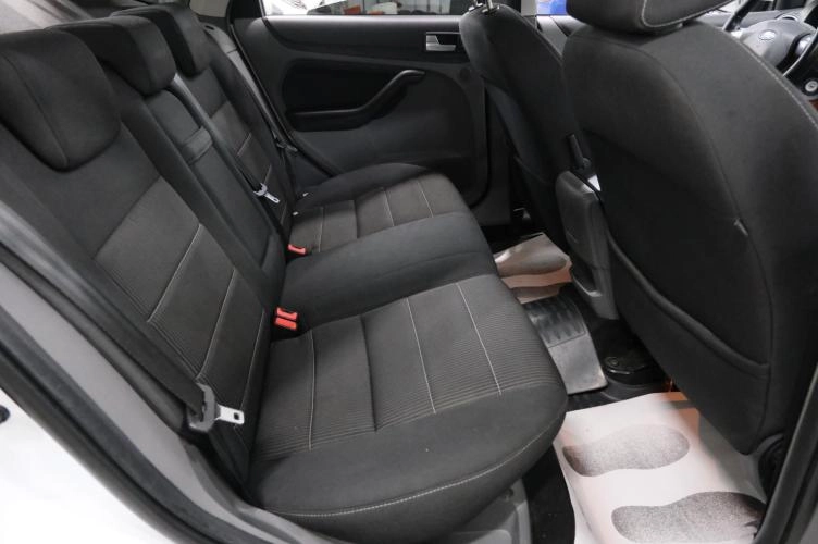 Ford Focus 22 из 23