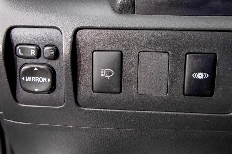 Toyota Camry 14 из 28