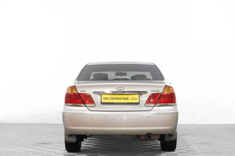 Toyota Camry 5 из 5