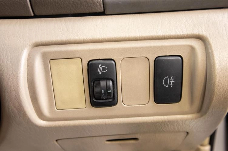 Toyota Camry 11 из 24