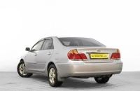 Toyota Camry 6 из 24