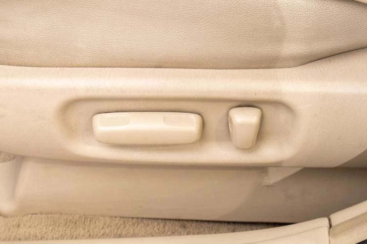 Toyota Camry 21 из 24