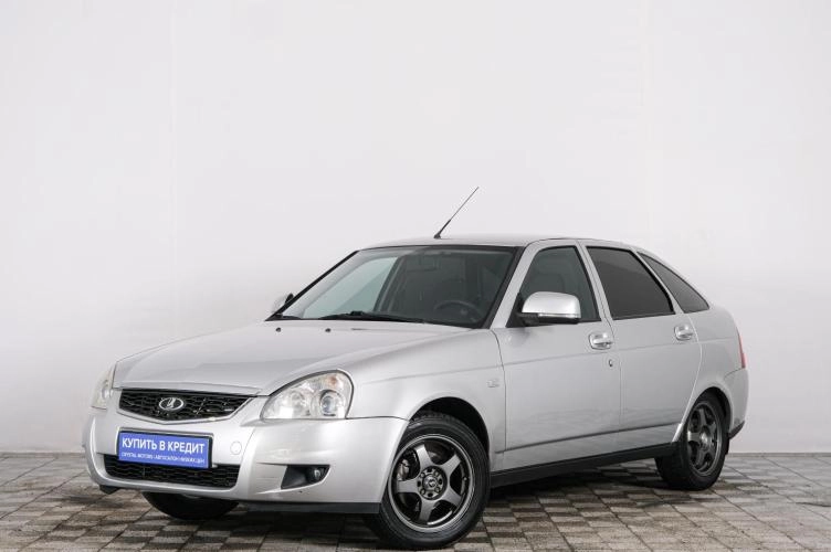 ВАЗ (LADA) Priora 3 из 6