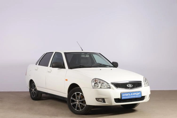 ВАЗ (LADA) Priora 1 из 6