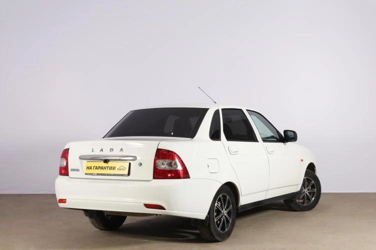ВАЗ (LADA) Priora 4 из 6
