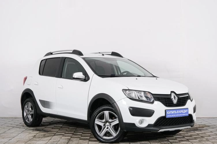 Renault Sandero 1 из 6