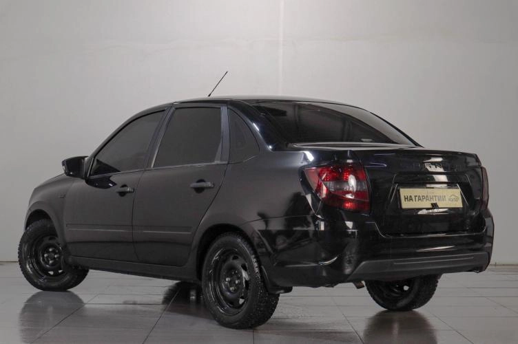ВАЗ (LADA) Granta 4 из 6