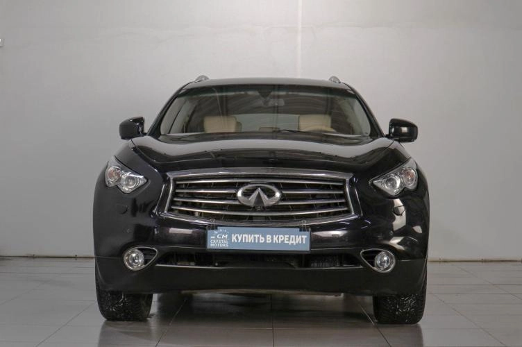 Infiniti QX70 2 из 5