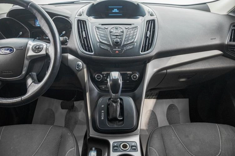 Ford Kuga 18 из 27