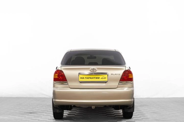Toyota Platz 5 из 6