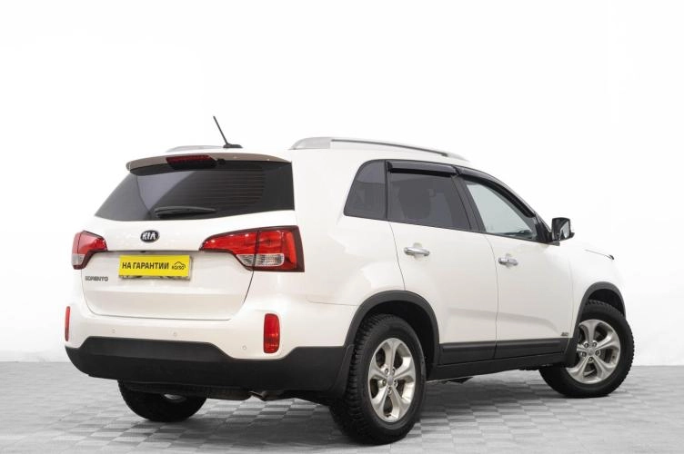 KIA Sorento 4 из 5