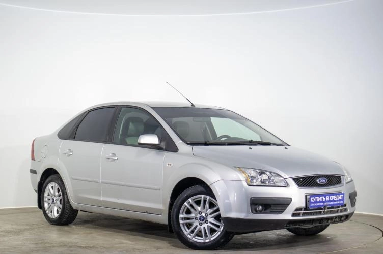 Ford Focus 1 из 5