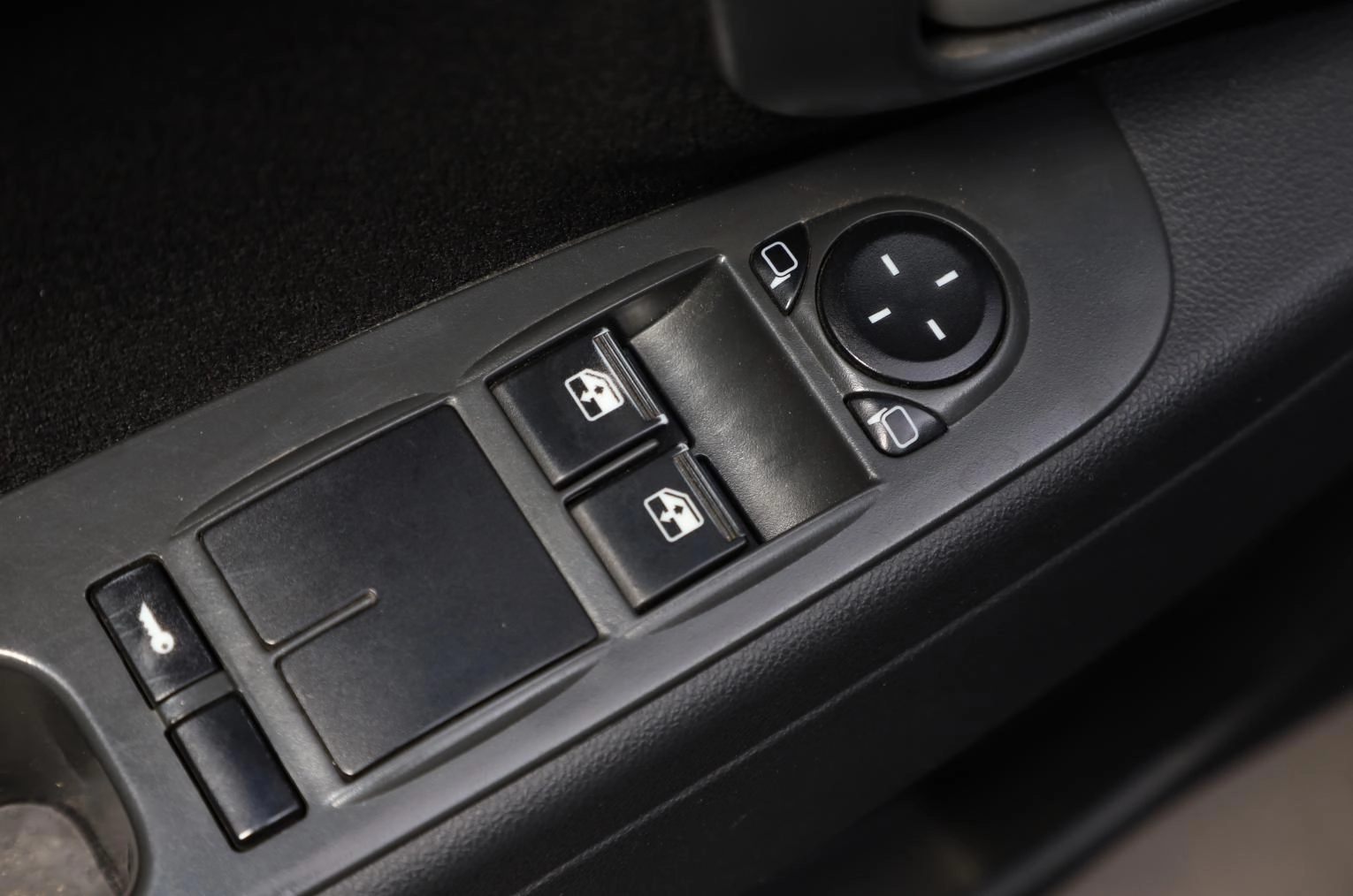ВАЗ (LADA) Priora 7 из 16