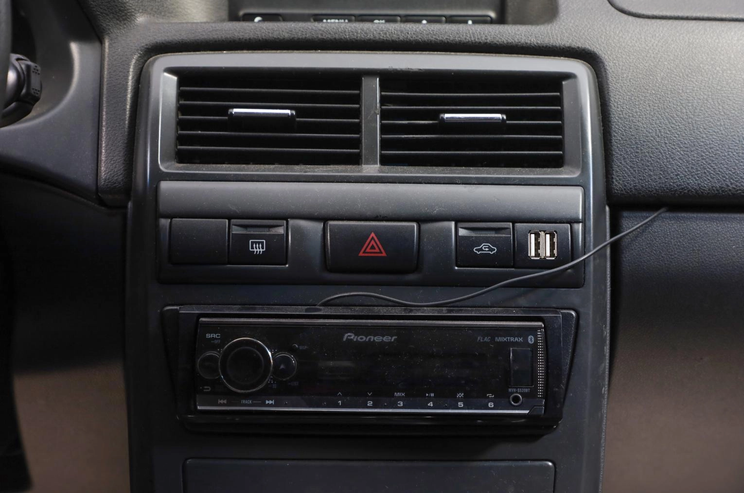 ВАЗ (LADA) Priora 13 из 16