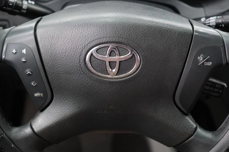 Toyota Avensis 13 из 24