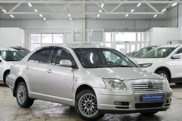 Toyota Avensis 1 из 6