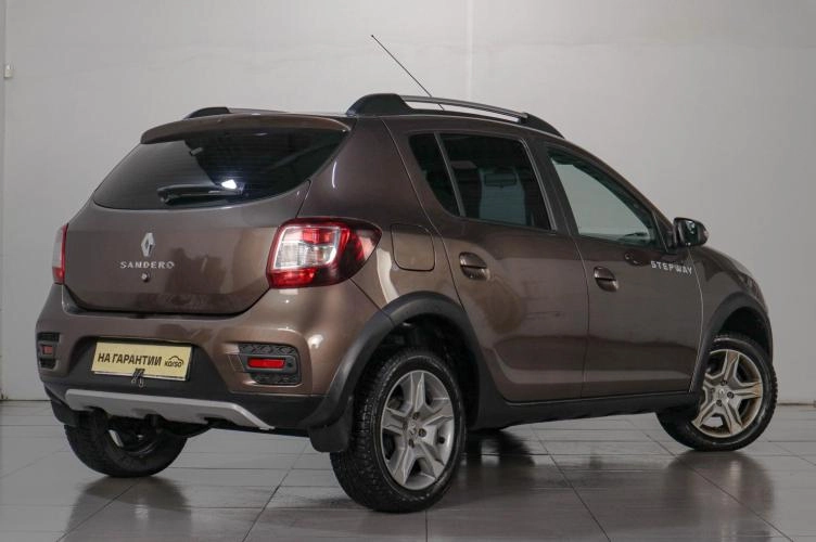 Renault Sandero Stepway 6 из 6