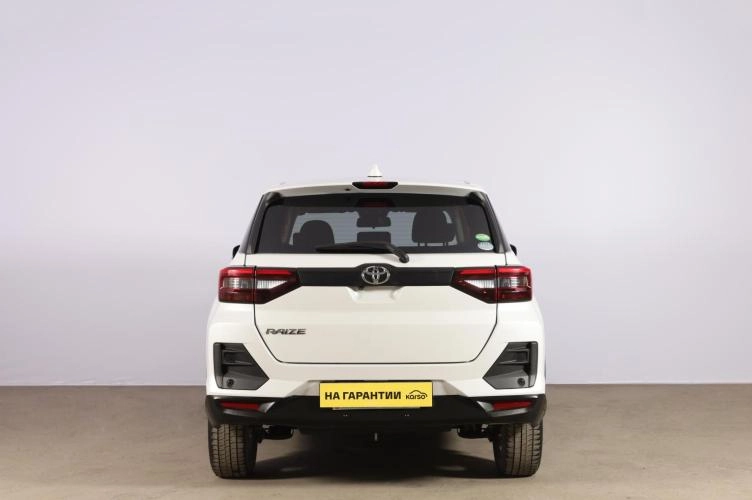 Toyota Raize 5 из 6