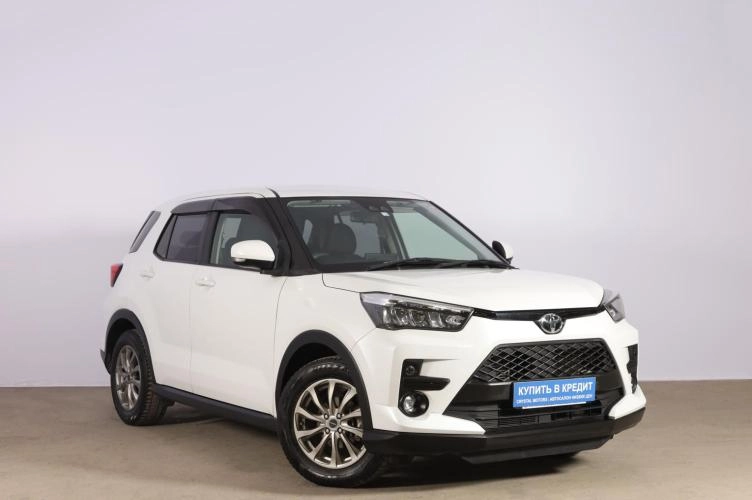 Toyota Raize 1 из 6