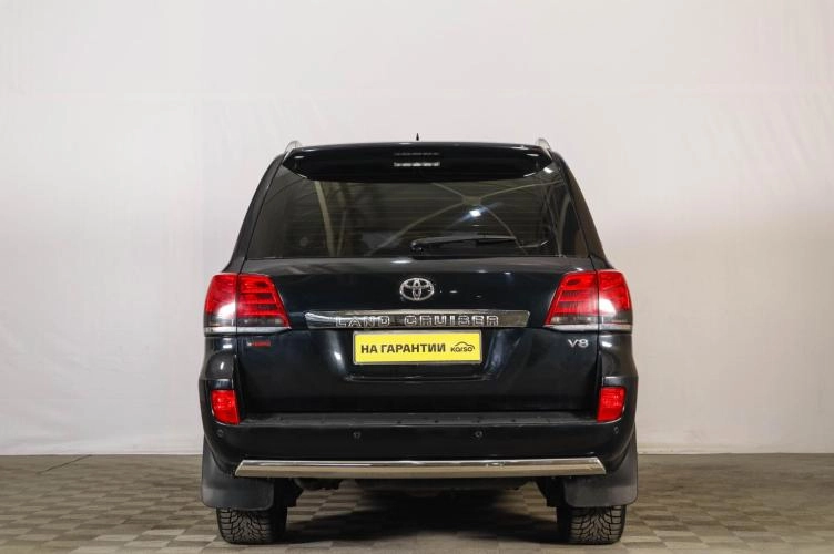 Toyota Land Cruiser 5 из 5
