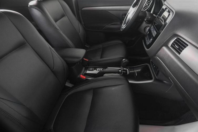 Mitsubishi Outlander 11 из 23