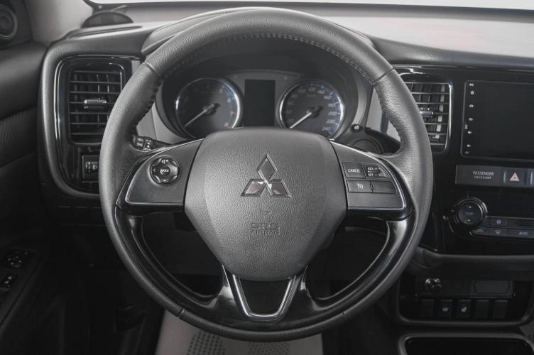 Mitsubishi Outlander 15 из 23