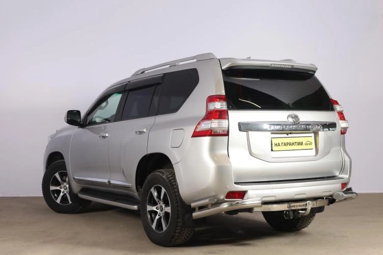 Toyota Land Cruiser Prado 4 из 5