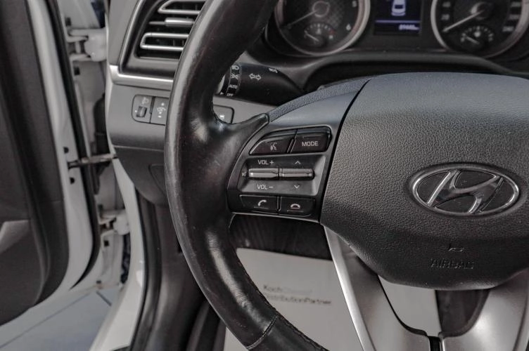 Hyundai Avante 13 из 22