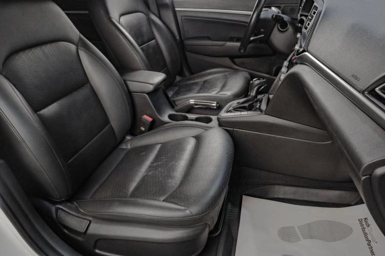 Hyundai Avante 11 из 22