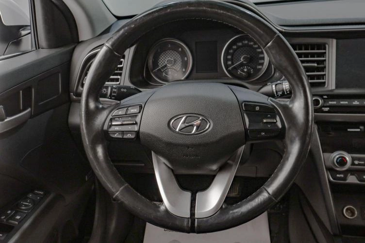 Hyundai Avante 14 из 22
