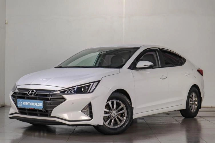 Hyundai Avante 3 из 5