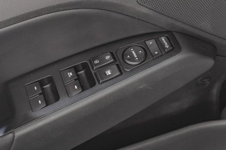 Hyundai Avante 7 из 22