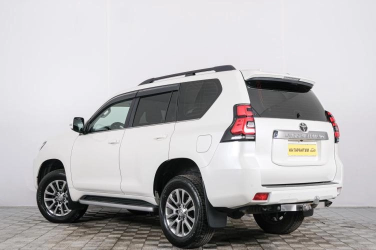 Toyota Land Cruiser Prado 4 из 6