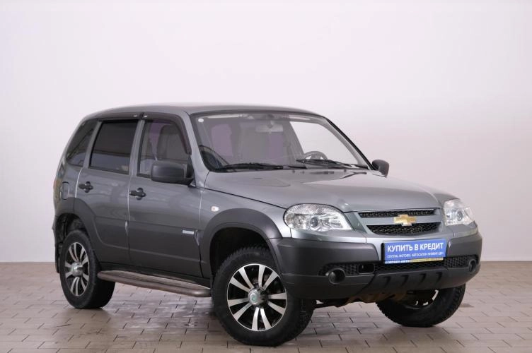 Chevrolet Niva 1 из 5