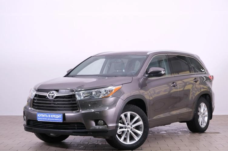 Toyota Highlander 3 из 5