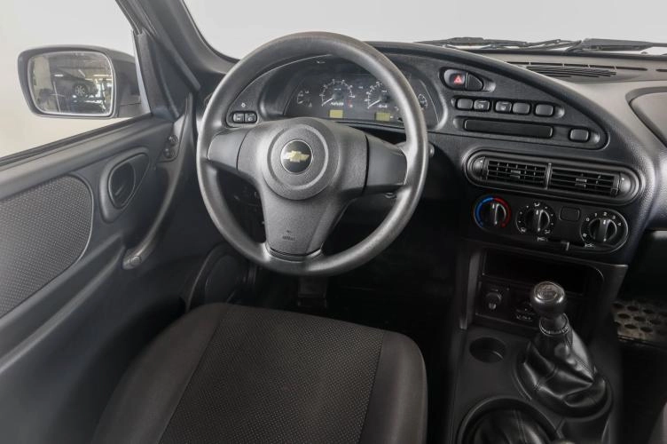 Chevrolet Niva 12 из 22