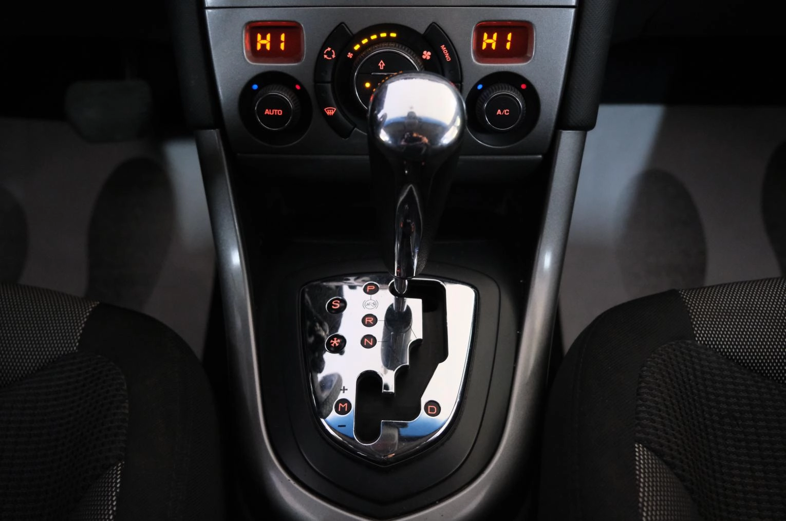 Peugeot 308 14 из 20